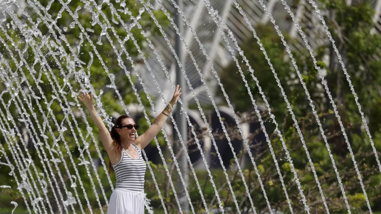 El calor da una tregua en Alicante: llegan días más suaves y con posibles tormentas