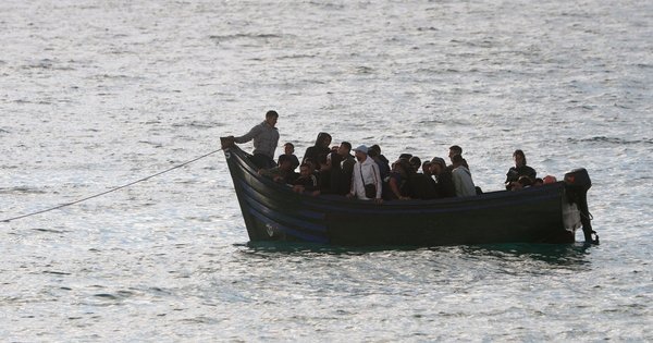 Alicante afronta una creciente presión migratoria por la llegada de pateras y el posible reparto de menores desde Ceuta