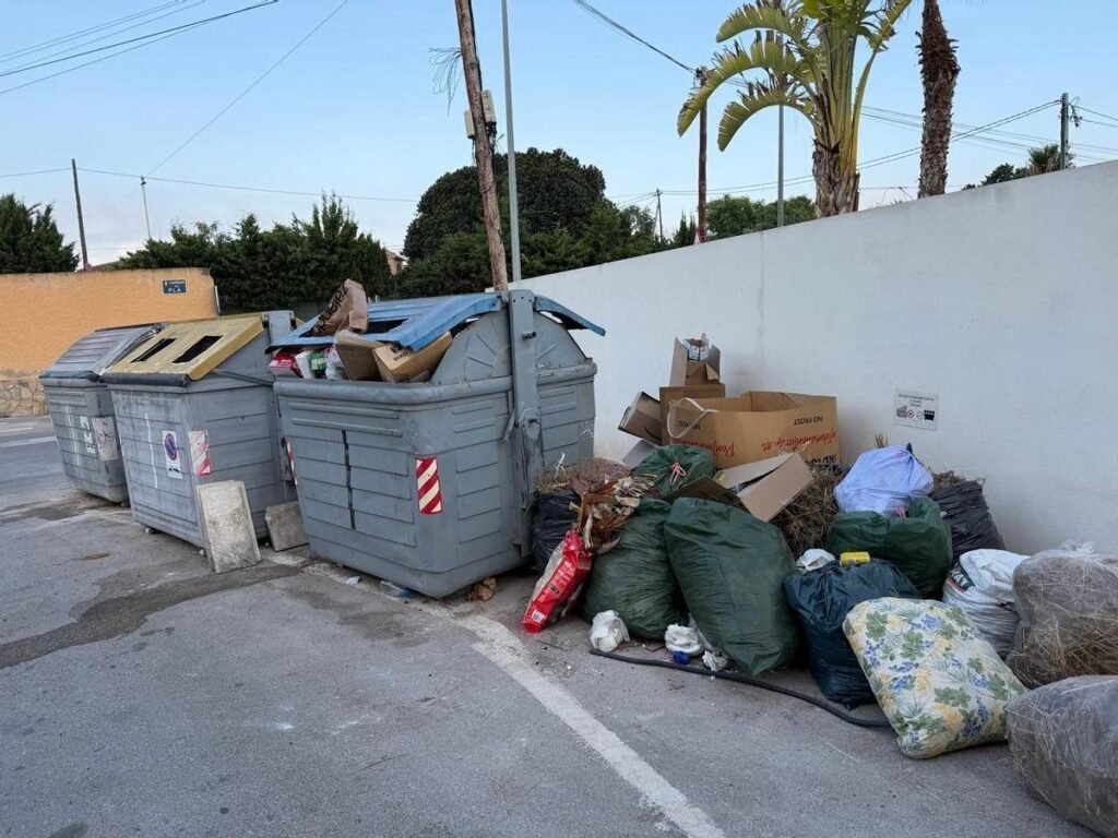 San Vicente abre una nueva oficina de atención para ayudar a los vecinos con dudas y reclamaciones relacionadas con la limpieza y la recogida de residuos