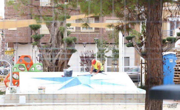Un hombre intenta llevarse a dos niños de 8 y 9 años de un parque de Petrer: los vecinos difunden su imagen en redes sociales