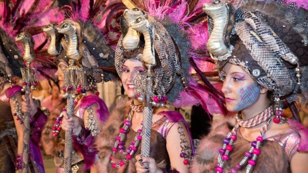 Las fiestas de Moros y Cristianos de Almoradí y Albatera, declaradas de Interés Turístico Provincial