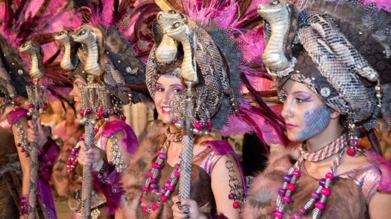 Las fiestas de Moros y Cristianos de Almoradí y Albatera, declaradas de Interés Turístico Provincial