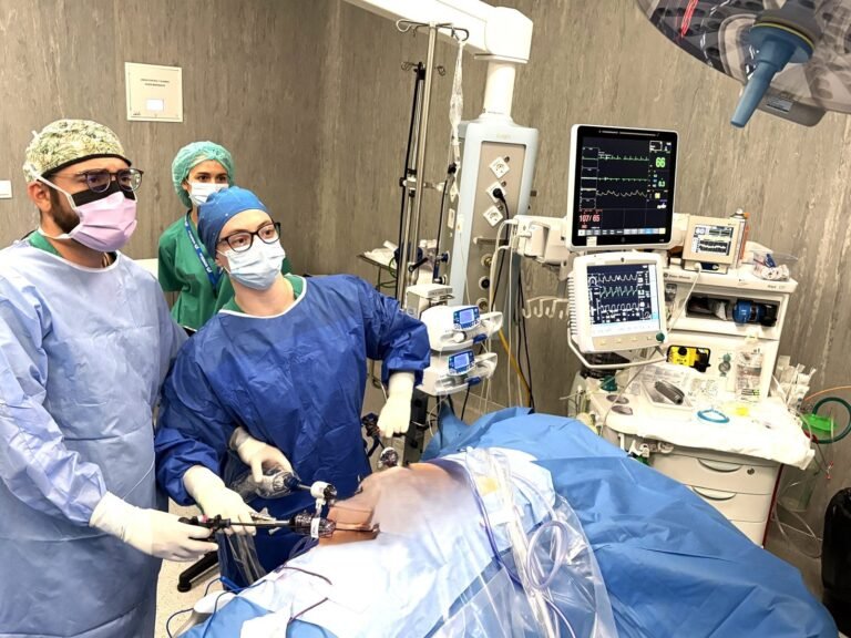 El Hospital Vega Baja reduce a 12 días la espera para las operaciones de riesgo vital
