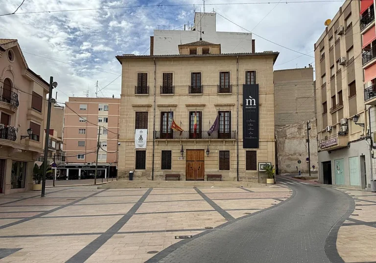Monóvar no hará manifestación en apoyo a Ceuta por decisión del alcalde, que busca «no alimentar la polarización política»