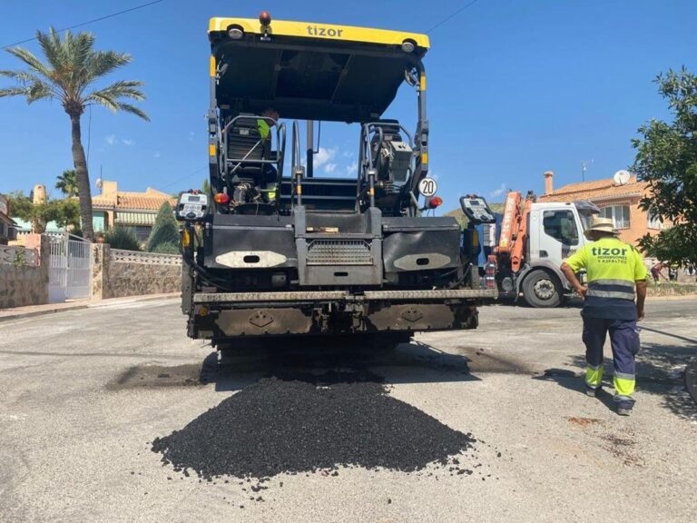El Campello destina 1,5 millones a renovar calles y mejorar la seguridad vial con la operación asfalto