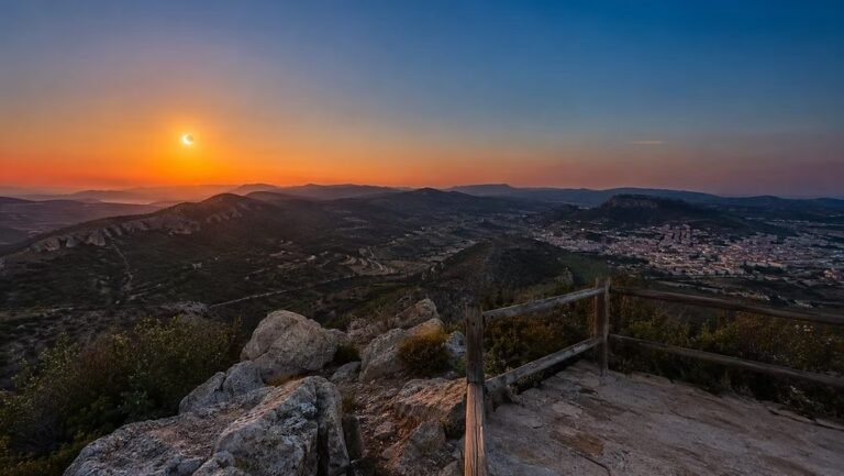 Alicante se prepara para disfrutar del eclipse solar desde sus miradores