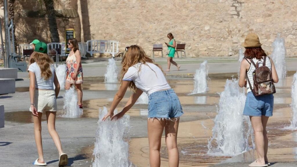 Noche de récord en Alicante: los termómetros rozan los 40 ºC a medianoche