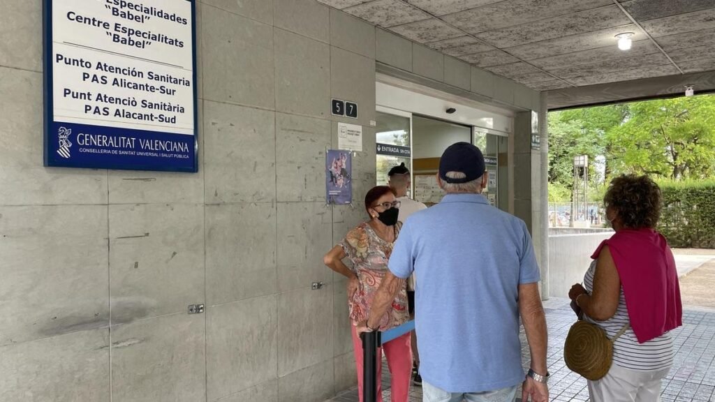 Citas médicas con demoras de hasta tres semanas en Alicante