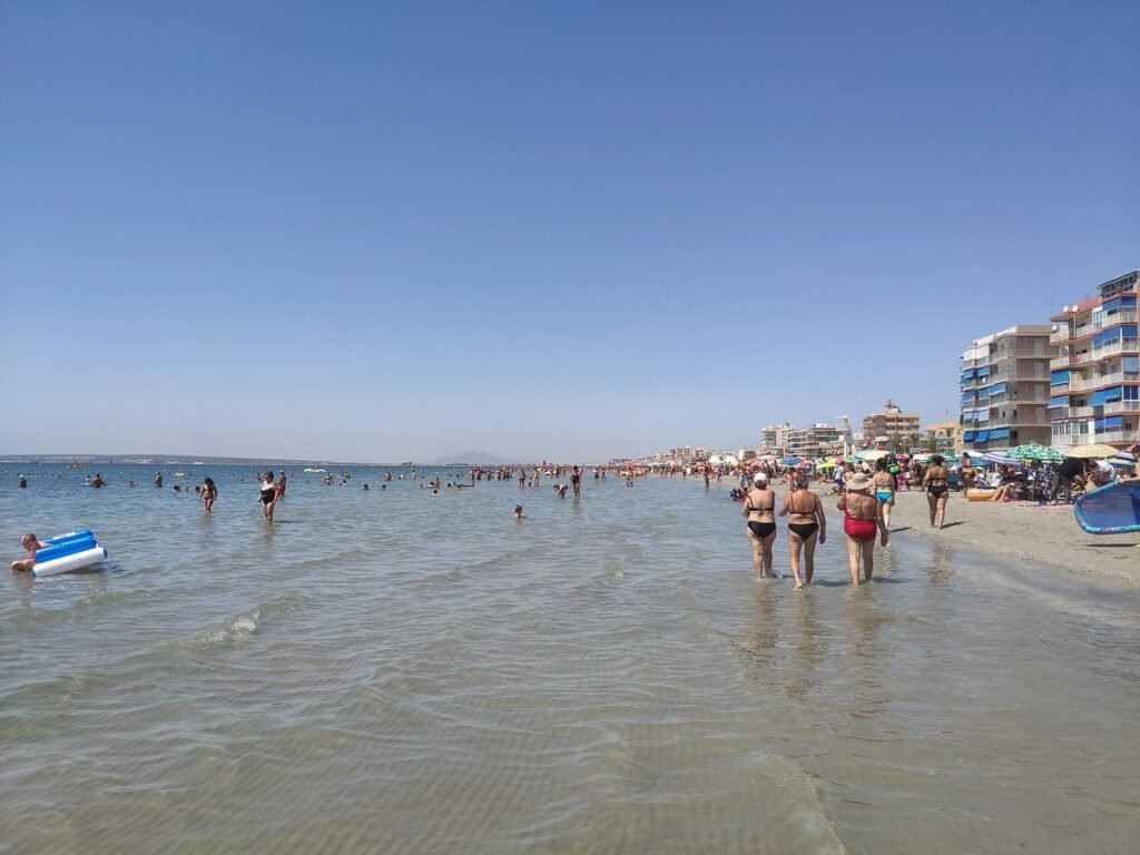 Muere un hombre en la playa de Santa Pola