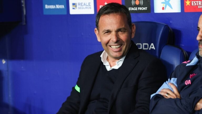 Messi pone a Javi Calleja al frente del Eldense tras completar la compra del 100% del club