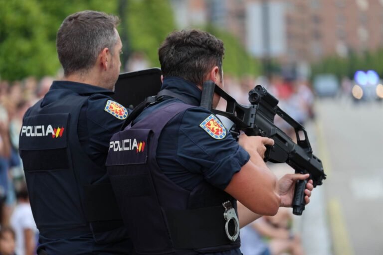 29 detenidos por una red de ciberestafadores que suplantaba a bancos y robó más de un millón de euros