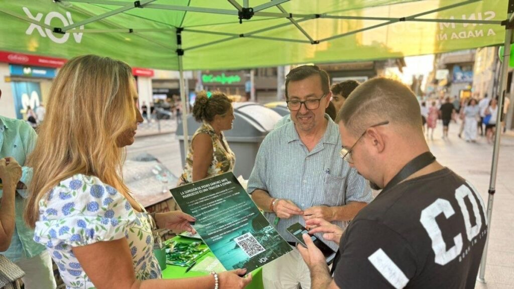 Vox inicia en Alicante una recogida de firmas contra la política del Gobierno de Pedro Sánchez con Marruecos: «Es una traición a España»
