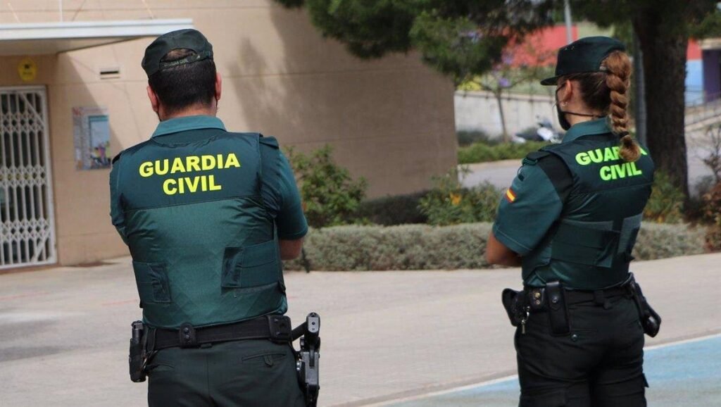 Pelea con disparos en Alcoy entre dos clanes: dos detenidos y armas incautadas