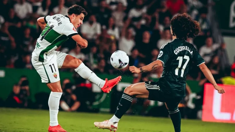 El Elche cae 2-3 ante el Real Madrid en el Martínez Valero