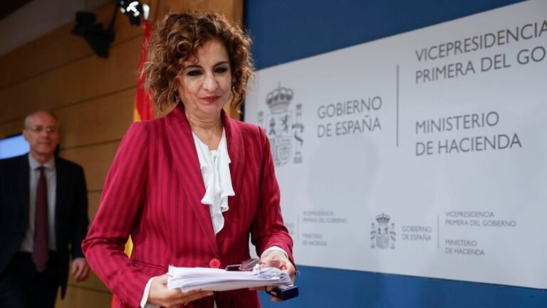 Hacienda promete más financiación para Alicante: la Comunitat recibiría 3.600 millones más con el nuevo modelo y el Gobierno lanza su ultimátum al PP