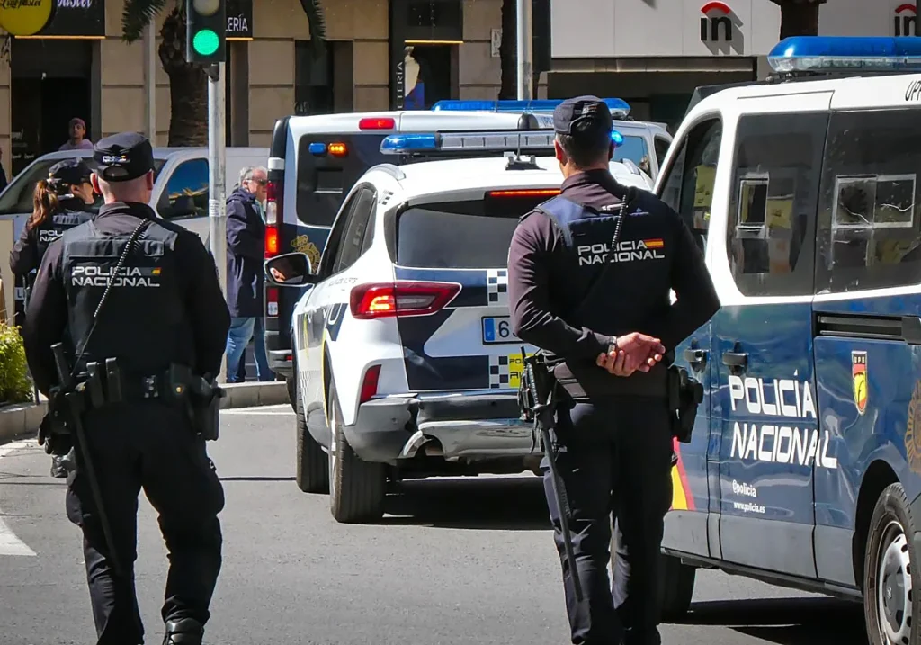 Cae una red de estafas con alquileres falsos en Alicante