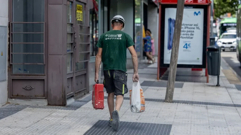 Alicante suma 1.627 parados en septiembre y roza los 118.500 desempleados