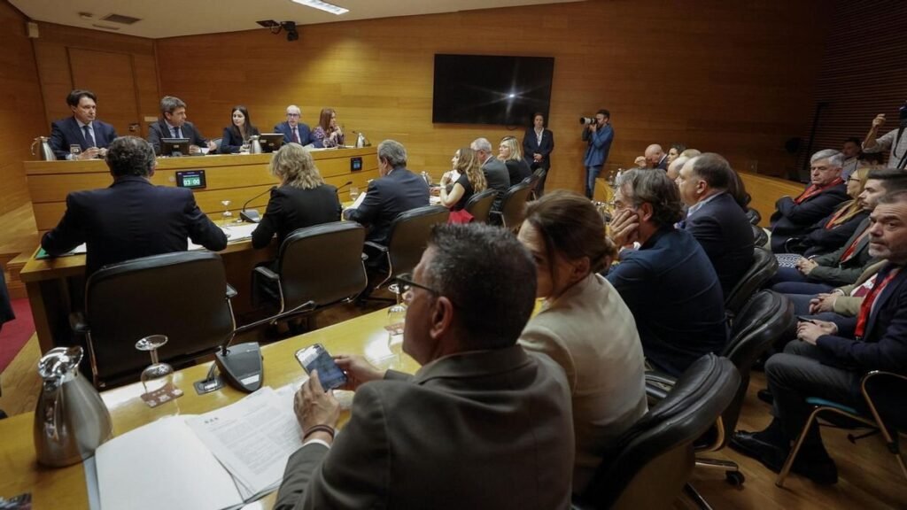 PP y Vox pactan repartirse los escaños al Senado por Alicante para afianzar su mayoría
