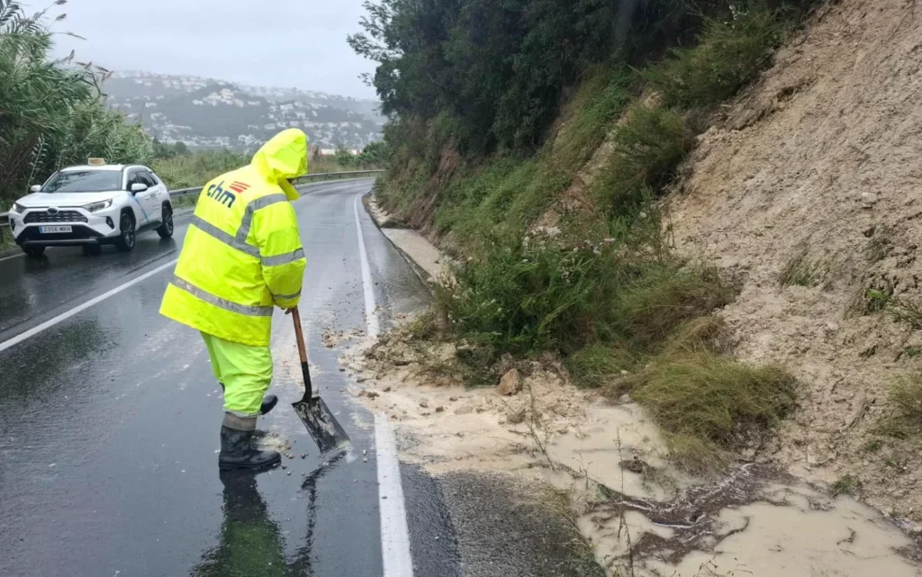 Carreteras de Alicante: cortes por inundaciones