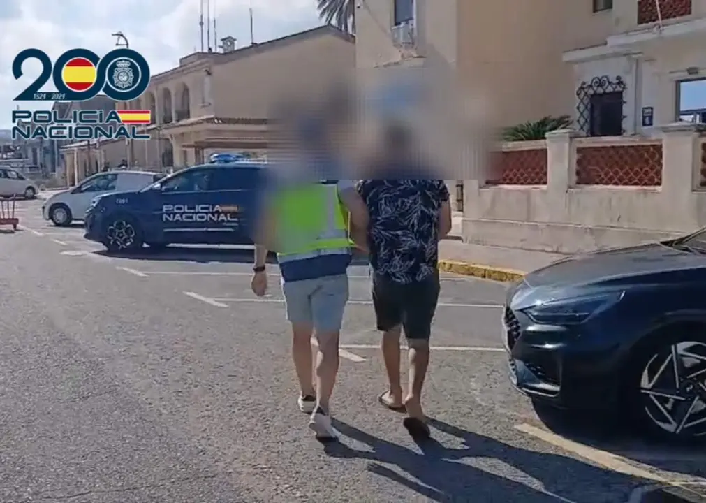 Detenido en Dénia un joven de 28 años por robar donativos de una mezquita en Alicante